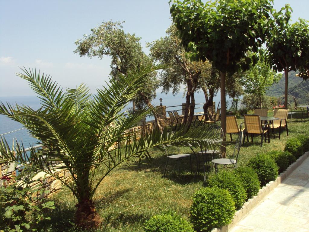 Guesthouse Enastron Хорефто Экстерьер фото