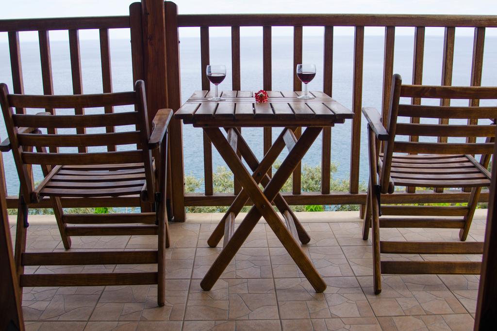 Guesthouse Enastron Хорефто Экстерьер фото