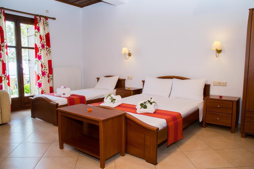 Guesthouse Enastron Хорефто Экстерьер фото