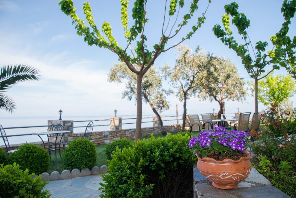 Guesthouse Enastron Хорефто Экстерьер фото
